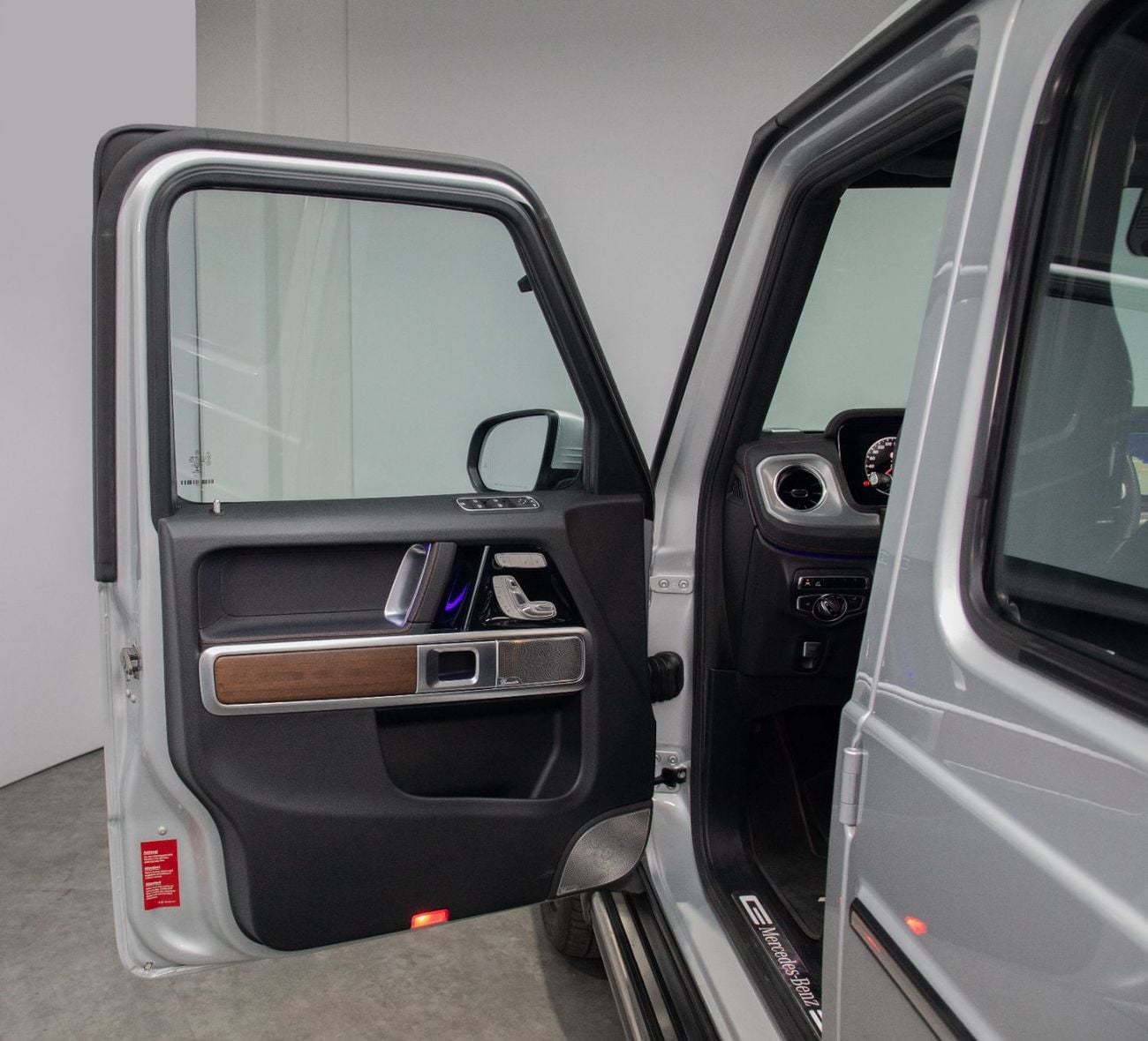 Mercedes Benz G500 STANDARD