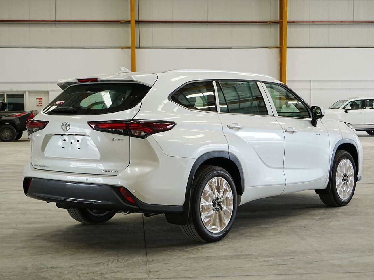 Toyota Highlander LTD HEV 2026 2.5L HYBRID 7-SEATS GCC BRAND NEW 0KM