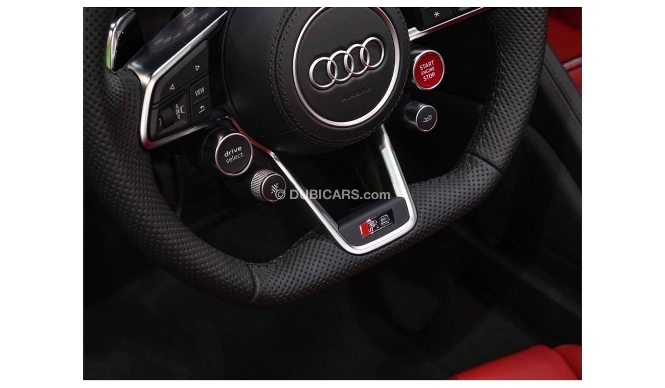 أودي R8 2023 - BRAND NEW R8 - 3 YEARS WARRANTY - SPECIAL COLOR - SIDE BLADES - FINE NAPPA - DIAMOND SEATS