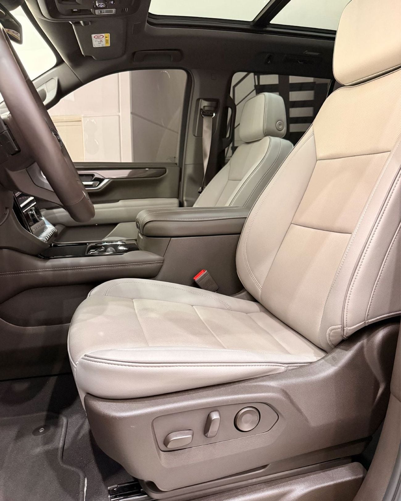 GMC Yukon ELEVATION