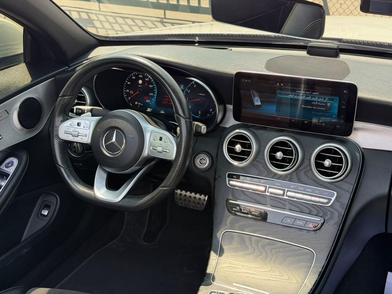 مرسيدس بنز C 200 PREMIUM PLUS سعر تصدير سيارة 2.0 لتر تيربو موديل 2021: 93,000 درهم إماراتي