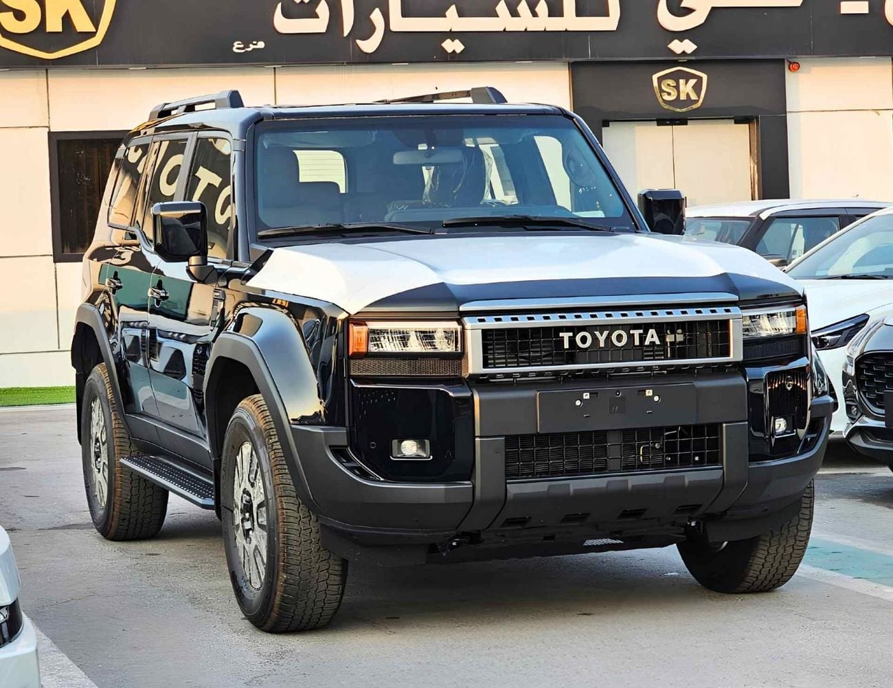 Toyota Prado TURBO ALL ROUNDER || 2.4L PETROL V4 | SUNROOF | DIFF-LOCK | RR CAMERA | ALLOY WHEELS | SQUARE LIGHTS