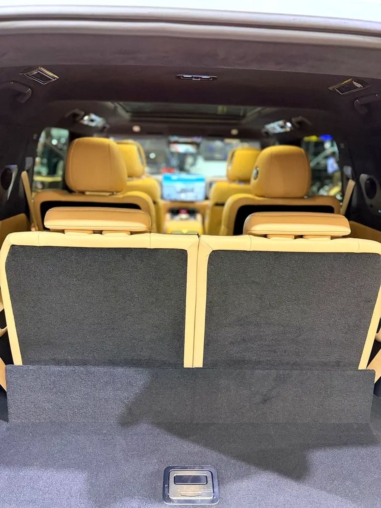 بي واي دي ليوبارد 8 فلاجشيب Brand Flagship - Chinese Specs - Luxury Off-Road SUV