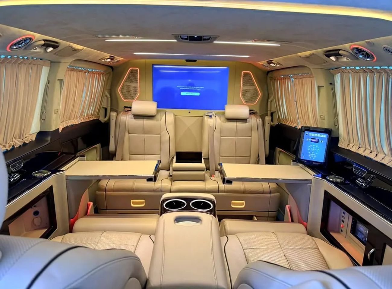 Mercedes Benz V 250 AVANTGARDE LWB V250, Built By Scuderia, Full MB Service History, Fully Loaded, GCC