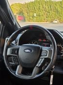 Ford F-150 RAPTOR CREW CAB MID Ford F-150 Raptor 2019 | GCC Specs | Orginal paint | Pristine Condition | 2Keys | Single owner |