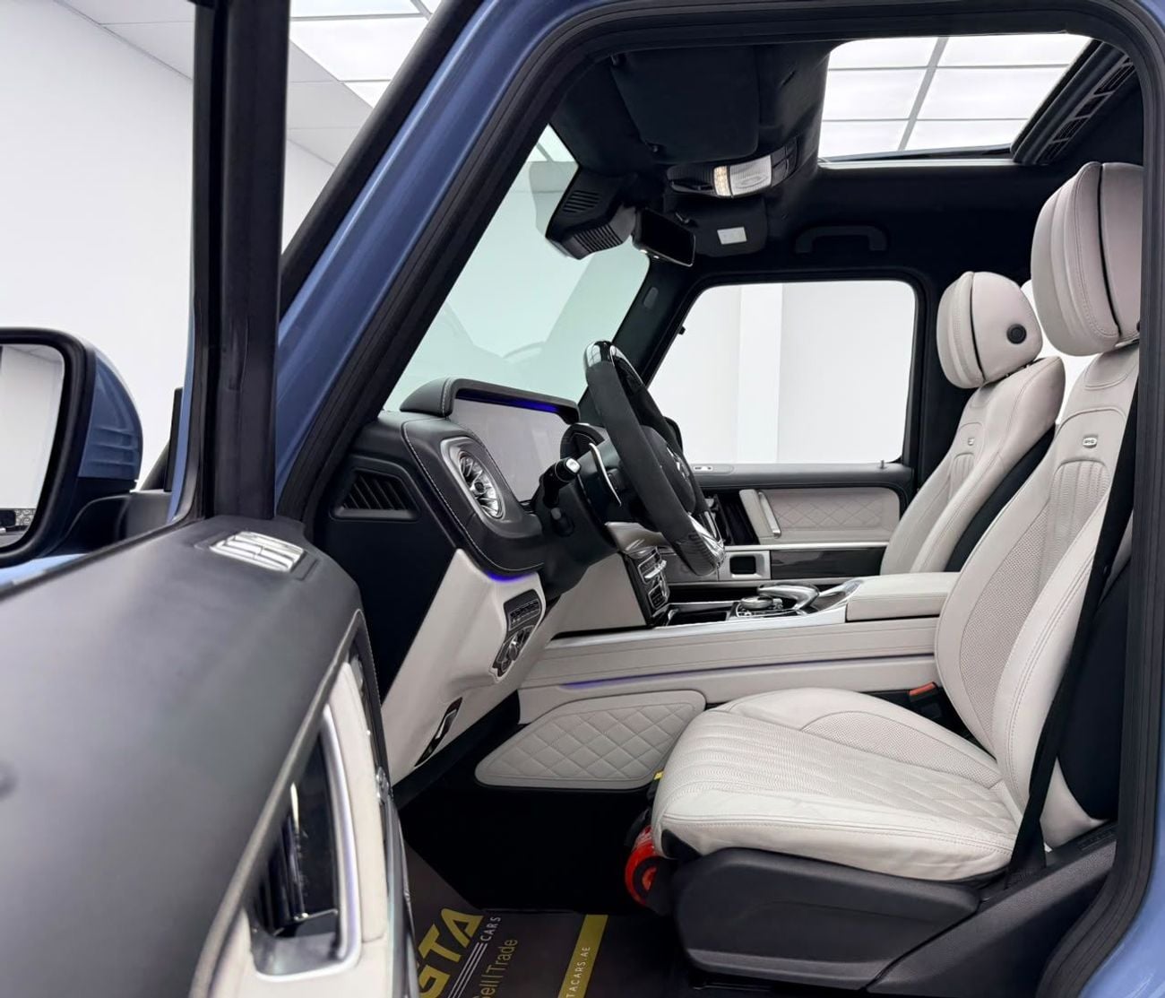 مرسيدس بنز G 63 AMG STANDARD مرسيدس بنز G63 AMG G Manufaktur موديل 2022، ضمان مرسيدس حتى 2027، سجل صيانة كامل لدى مرسيدس، خليجية