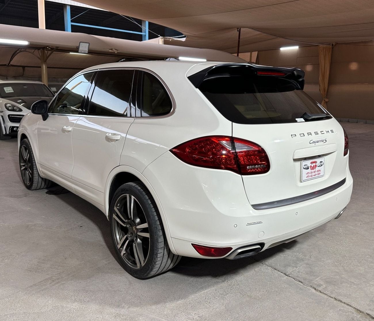 Porsche Cayenne S PORSCHE CAYENNE 2012 | PORSCHE SERVICE HISTORY | TWO KEYS | 14-WAY ADAPTIVE SEATS
