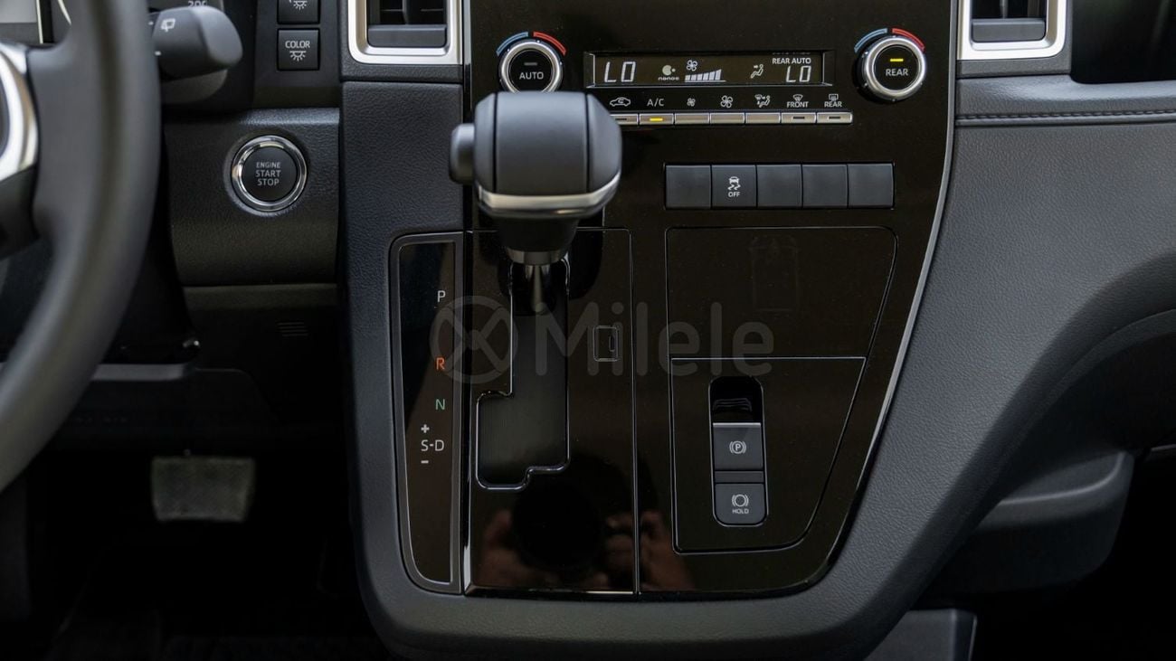 Toyota Granvia PREMIUM