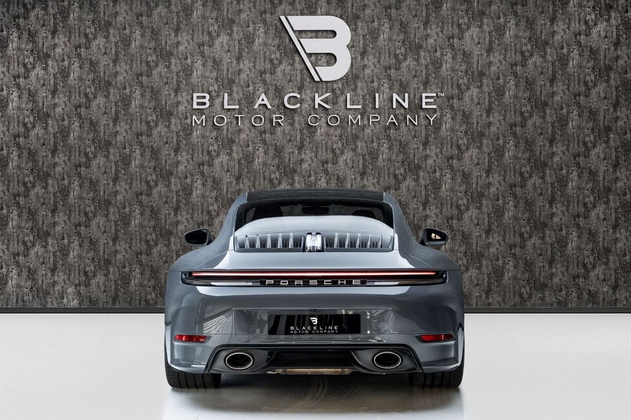 Porsche 911 CARRERA