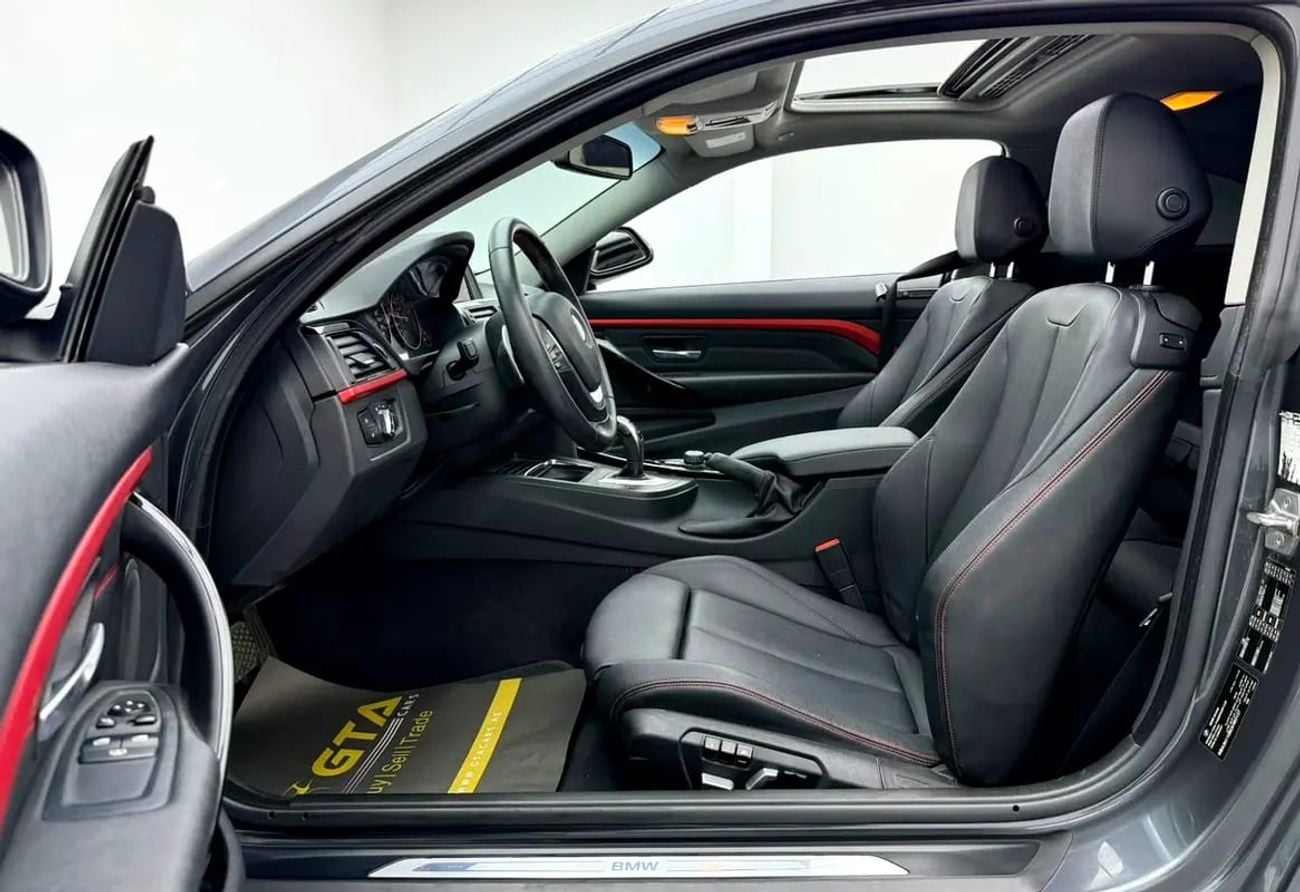 بي أم دبليو 420i 420i Coupe, Service History, Fully Loaded, Excellent Condition, GCC