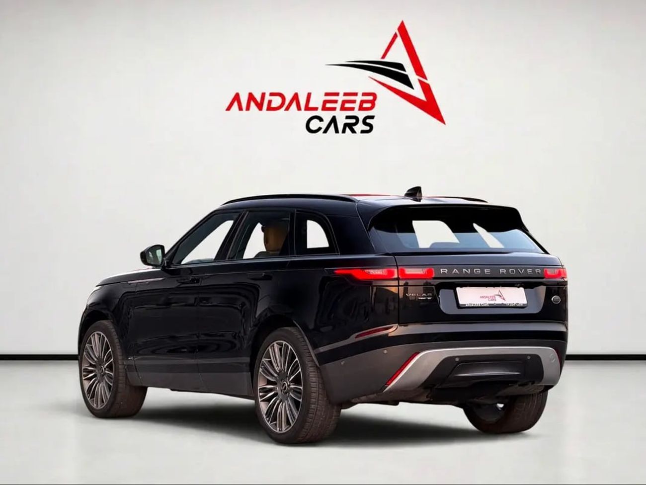 Land Rover Range Rover Velar R-DYNAMIC SE LUXURY R-DYNAMIC SE | P250 | PANORAMIC ROOF | 2.0L TURBO | GCC