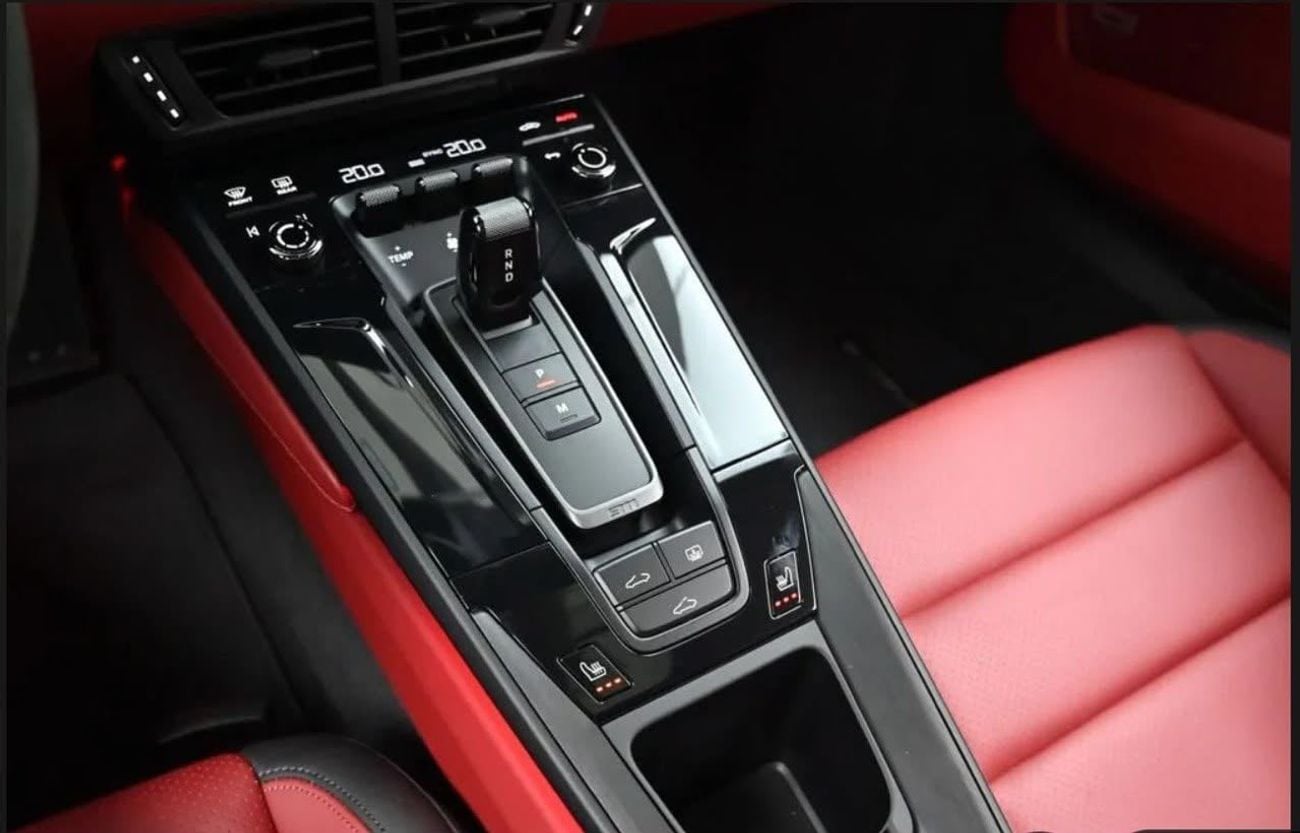 Porsche 911 CARRERA GTS Porsche 911 Carrera GTS