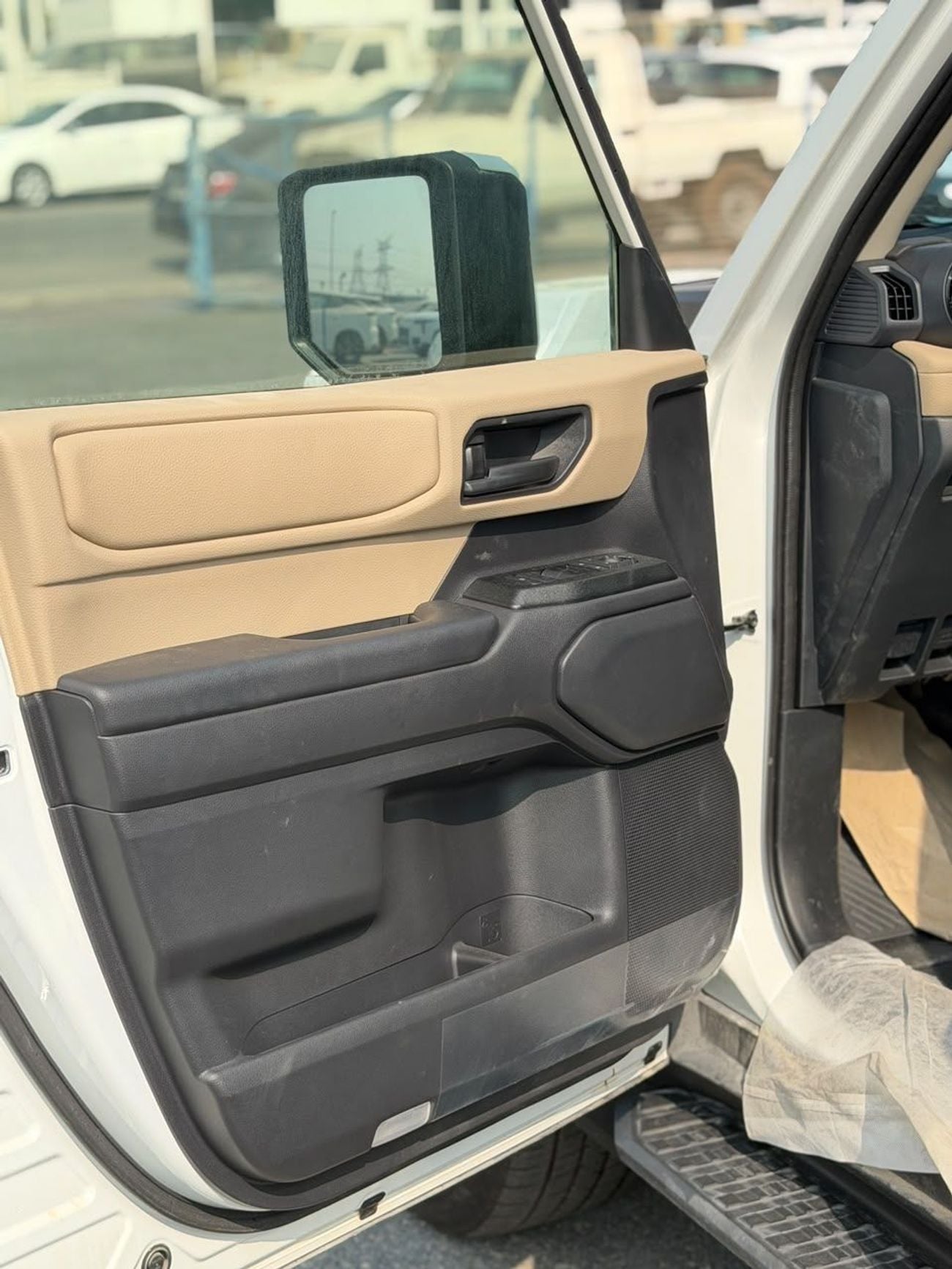 Toyota Prado 2.8L DIESEL HIGH OPTION