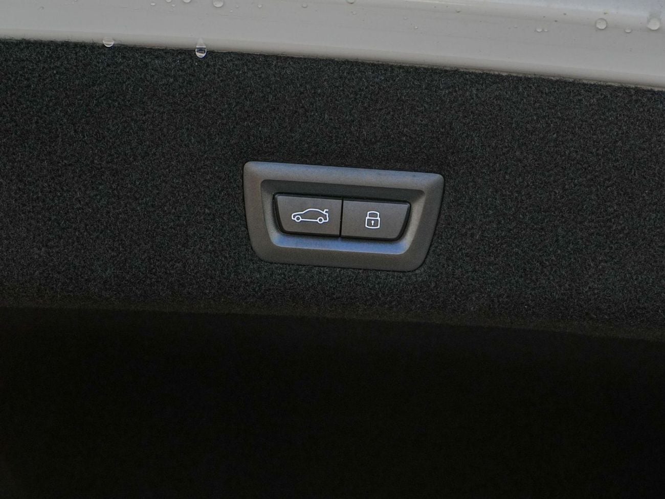 BMW 740i
