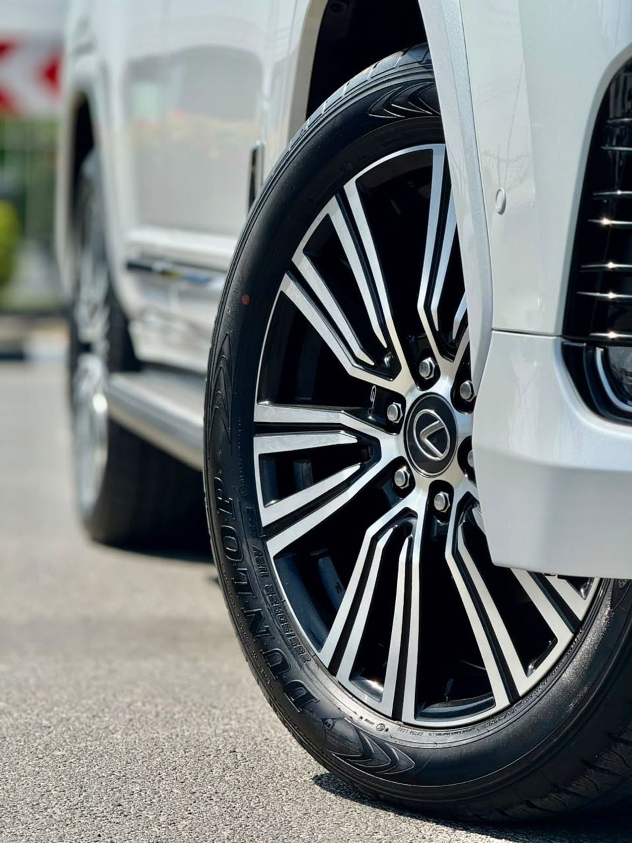 Lexus LX700h SIGNATURE HYBRID l GCC SPECS l YEAR 2026 | BRAND NEW | FULL OPTION