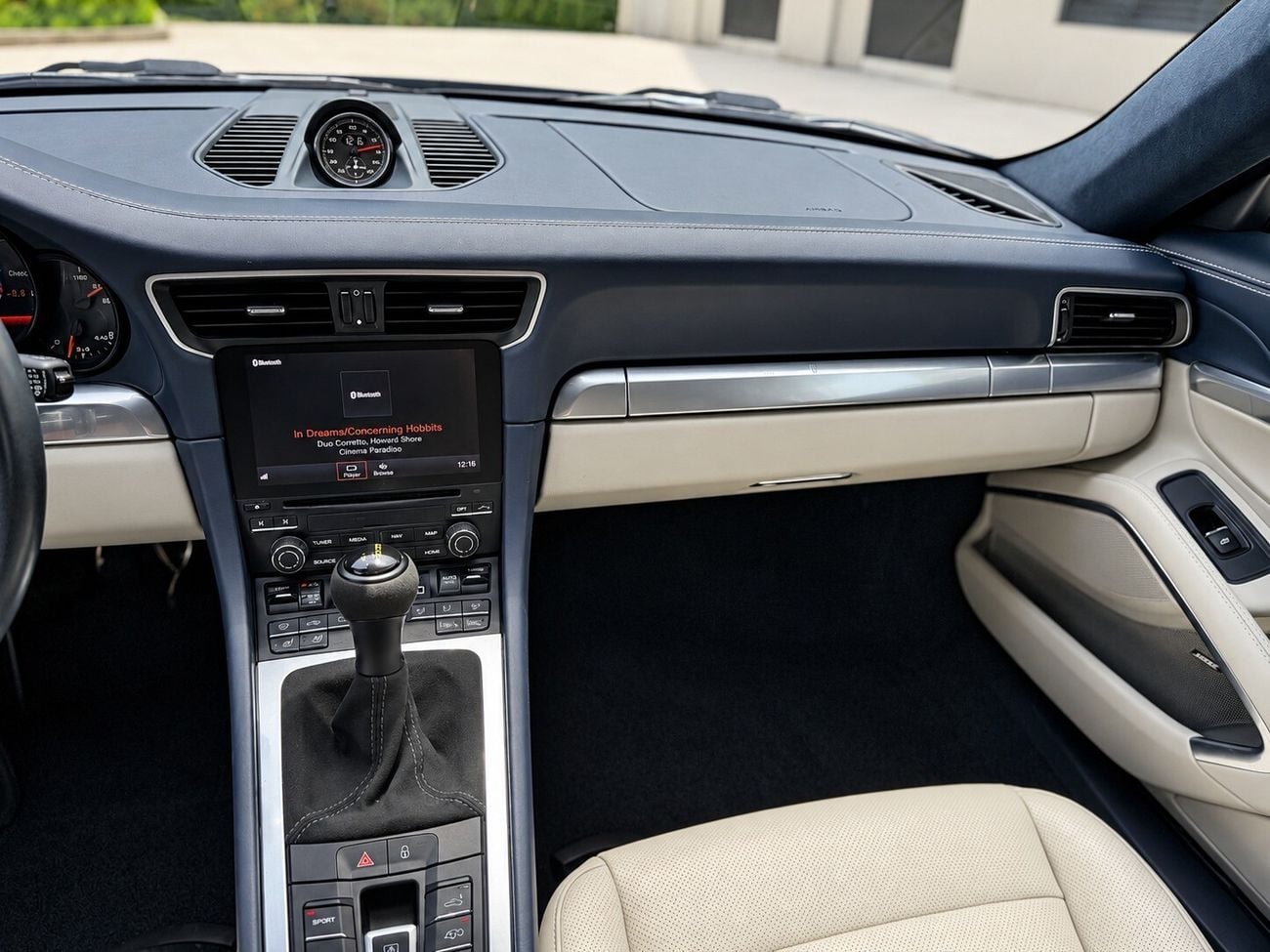 Porsche 911 CARRERA 4S