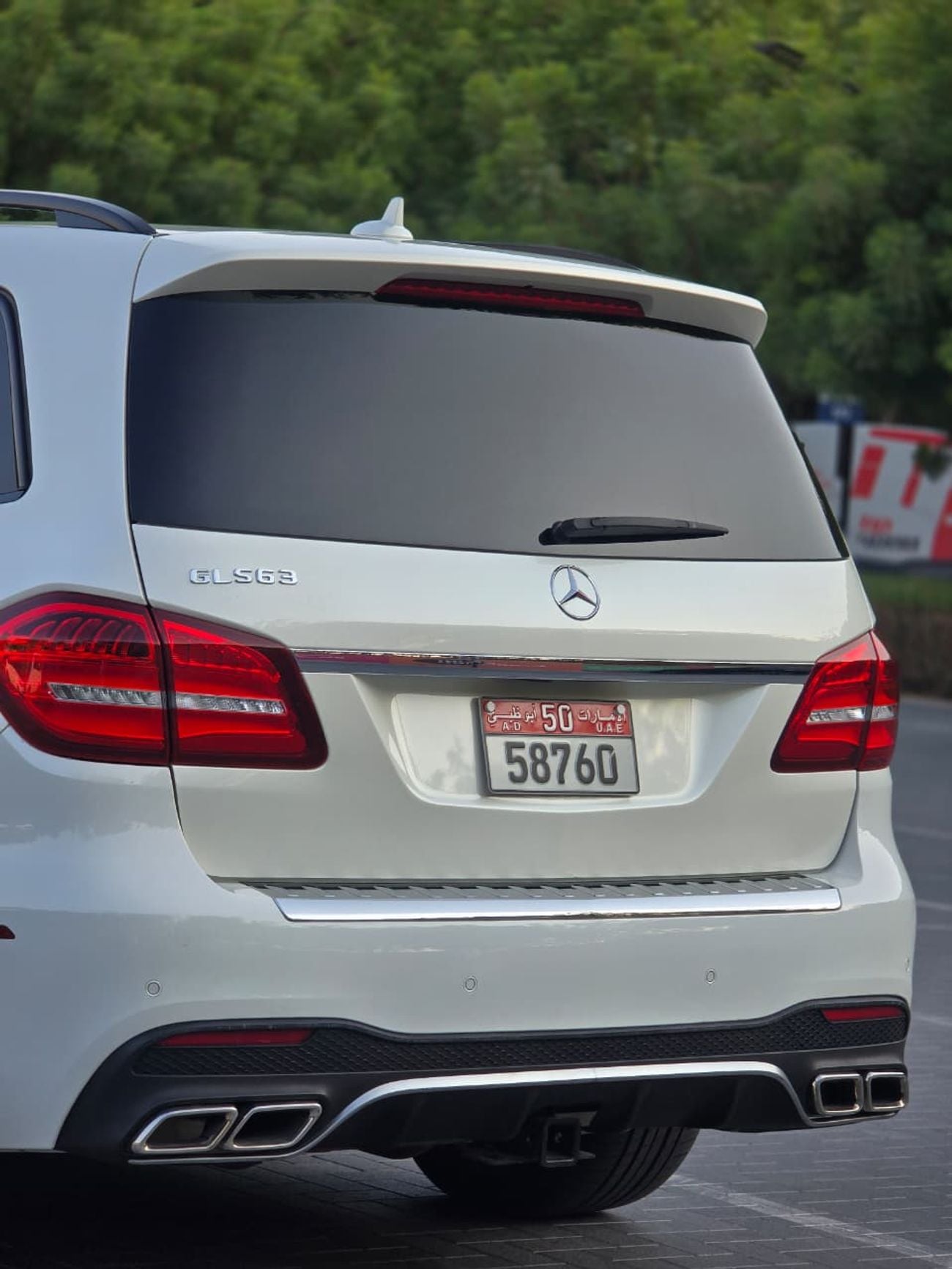 Mercedes Benz GLS500 STANDARD 2018 Mercedes-Benz GLS 550 - American Specs - Excellent Condition