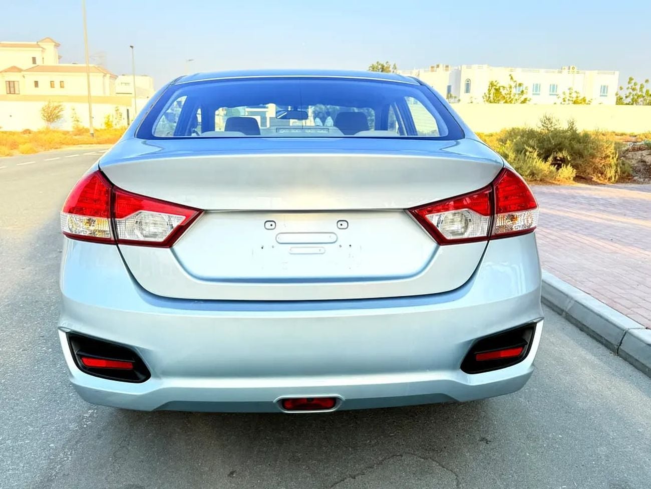 Suzuki Ciaz GLX Year 1.5L GCC Specs - Excellent condition