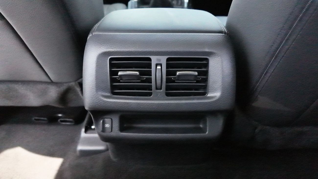 Nissan Navara 2025 Nissan Navara | 2.5L Petrol | 160 HP | Manual | 4x4 | GCC Specs