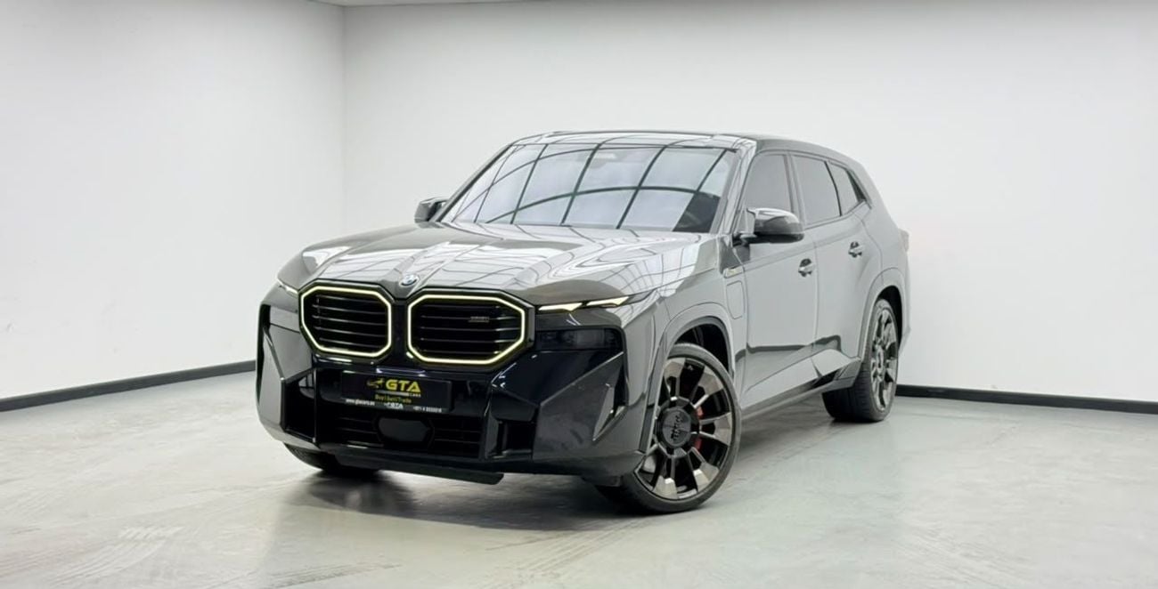 بي أم دبليو XM M SPORT بي إم دبليو XM موديل 2024، ضمان بي إم دبليو + باقة خدمة 2029، سجل صيانة كامل من بي إم دبليو، مقصورة