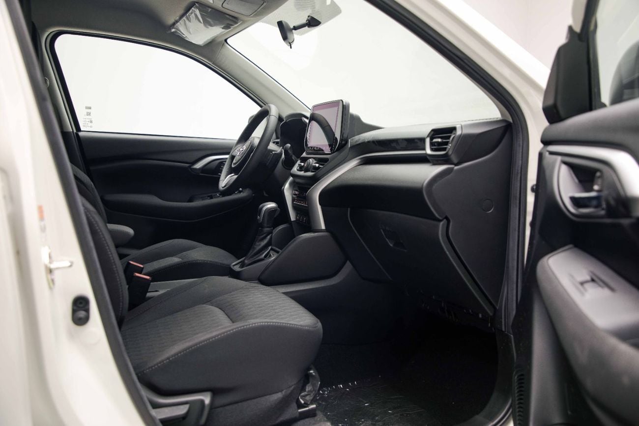 Toyota Urban Cruiser GL 1.5L - Pearl White Inside Black | Export Only
