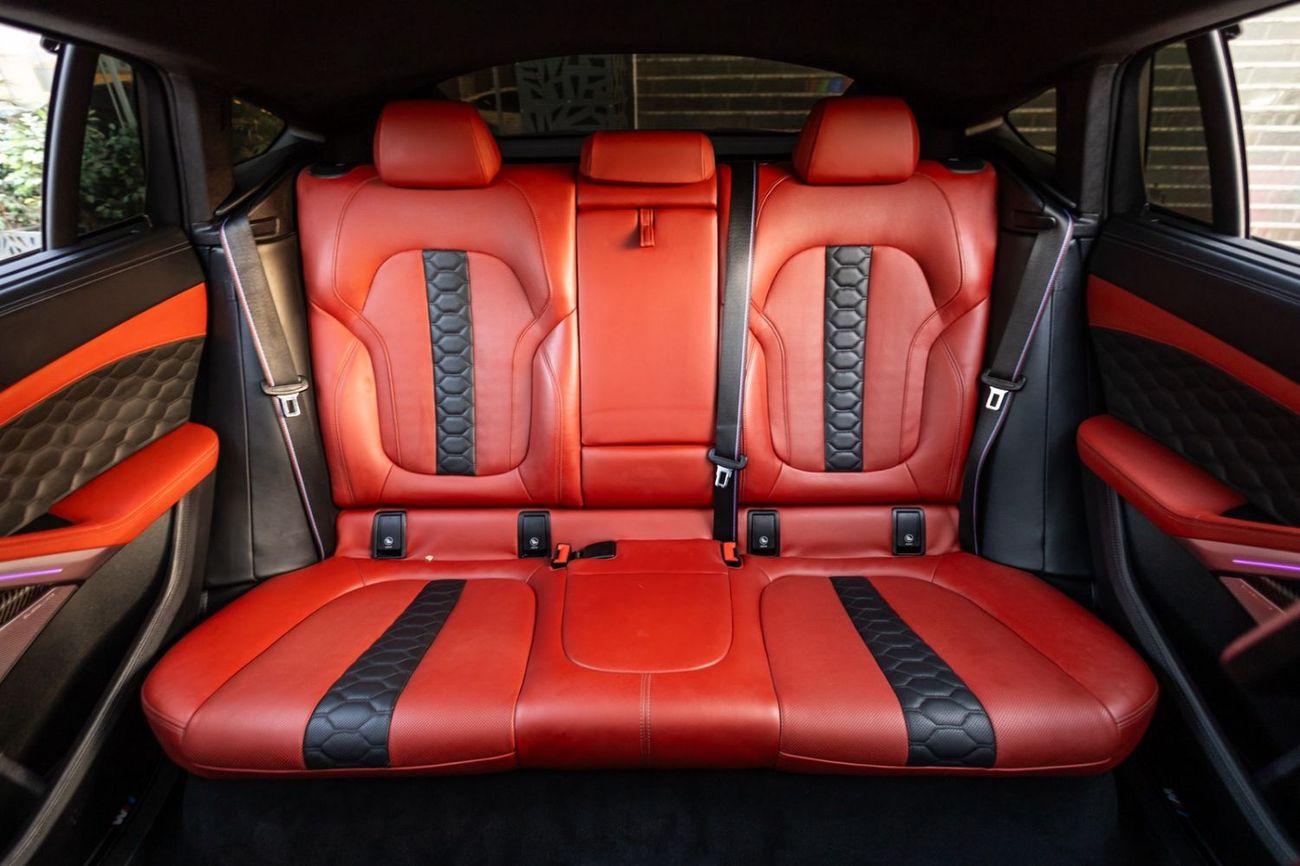 BMW X6 M COMPETITION BMW X6M Competition M-Sport Pure 2020 GCC | Warranty