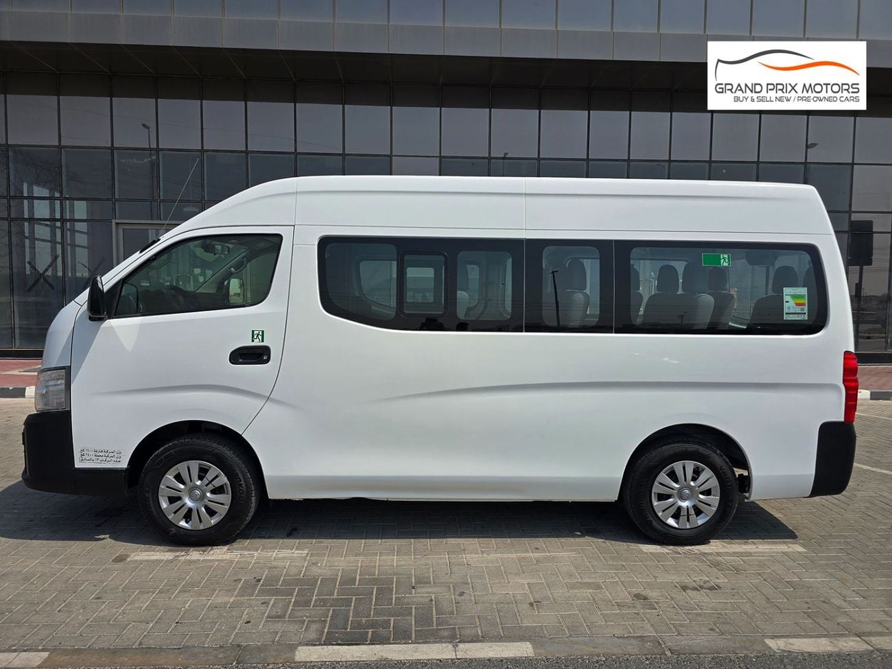 Nissan Urvan STANDARD 13 Seater