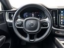 Volvo XC60 ULTIMATE DARK Volvo XC60 B5 2024 GCC specs
