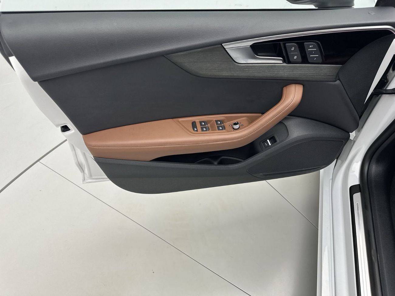 أودي A5 40 TFSI ADVANCED SPORTBACK 40 TFSI 190hp (Ref# 99566)