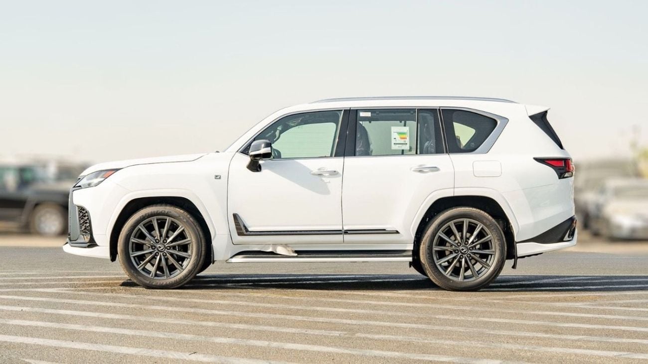 Lexus LX600 F SPORT