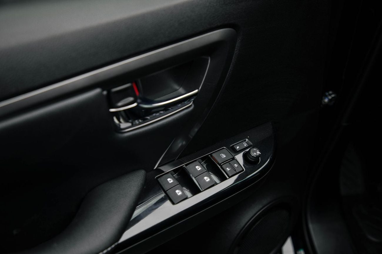 Toyota Fortuner SR5 4.0L - Attitude Black Inside Black | Export