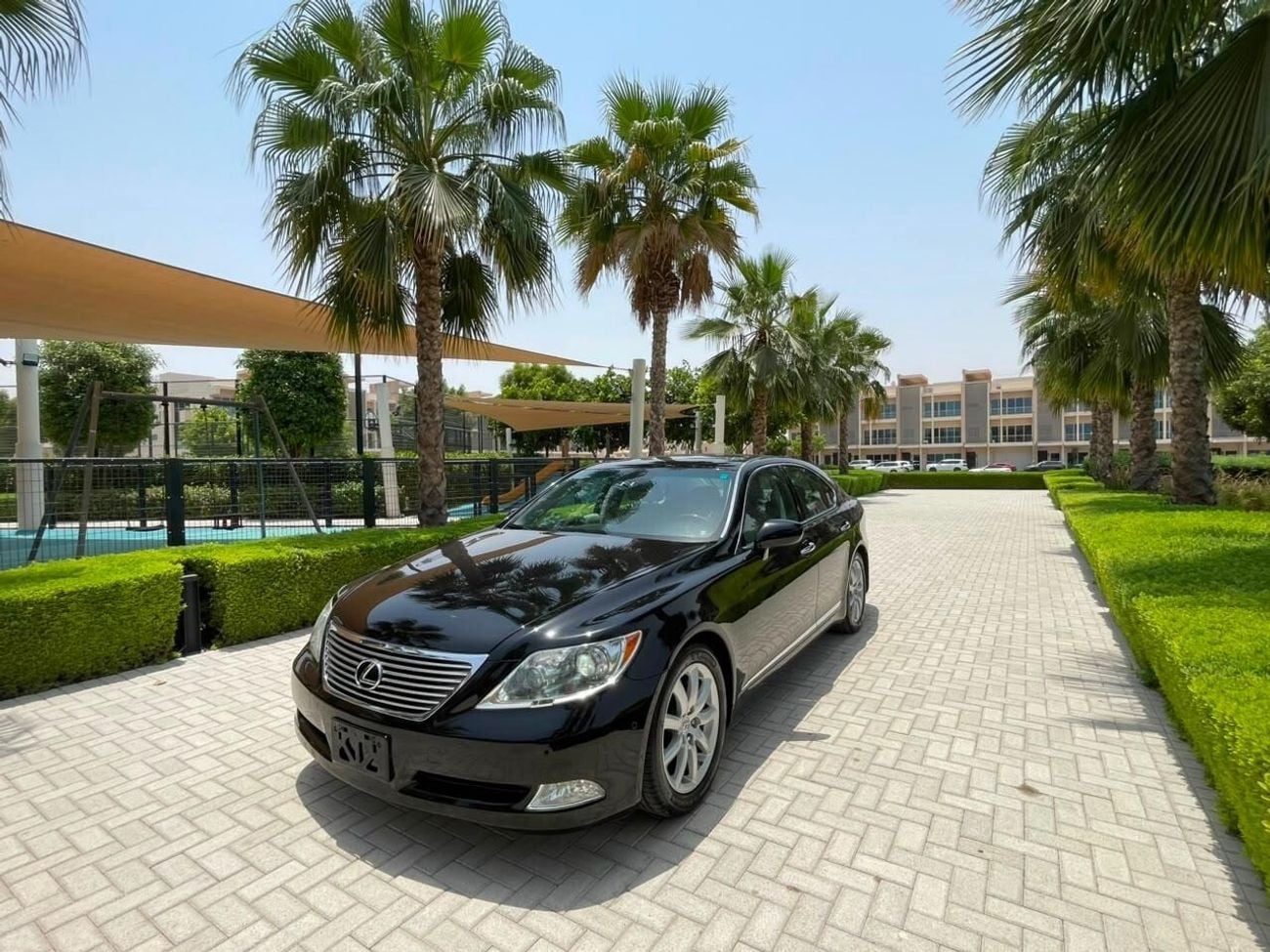 Lexus LS460 PLATINUM LWB 4ST