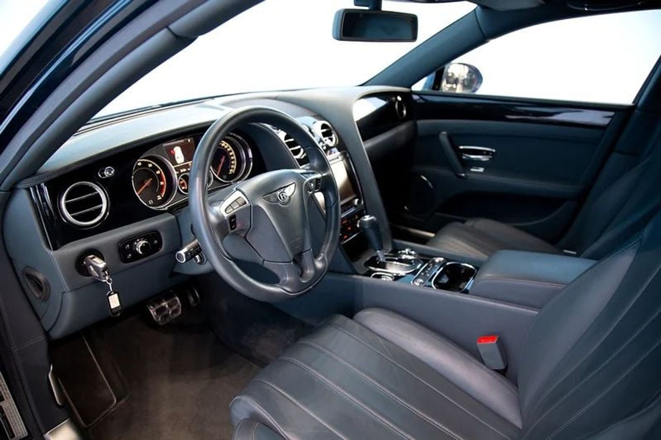 Bentley Flying Spur V8 Bentley Flying Spur V8
