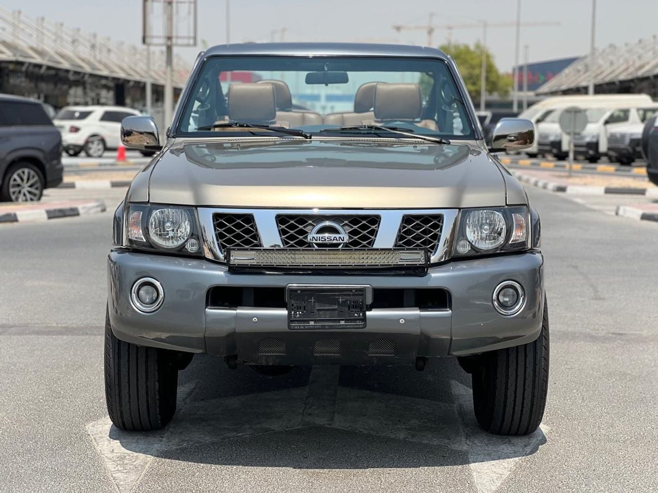 Nissan Patrol Pick Up