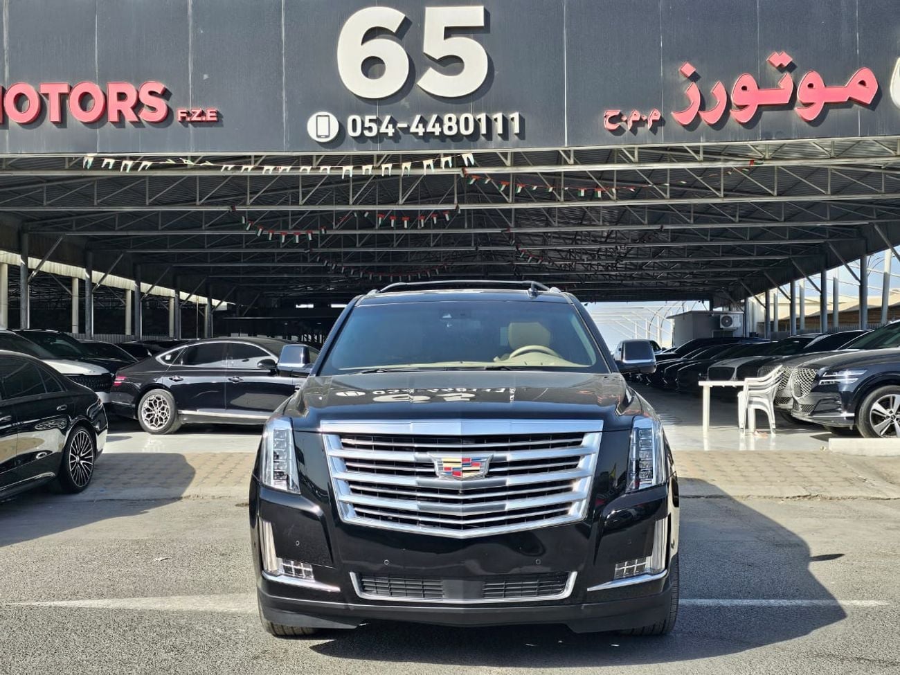 كاديلاك إسكاليد ESV PREMIUM LUXURY