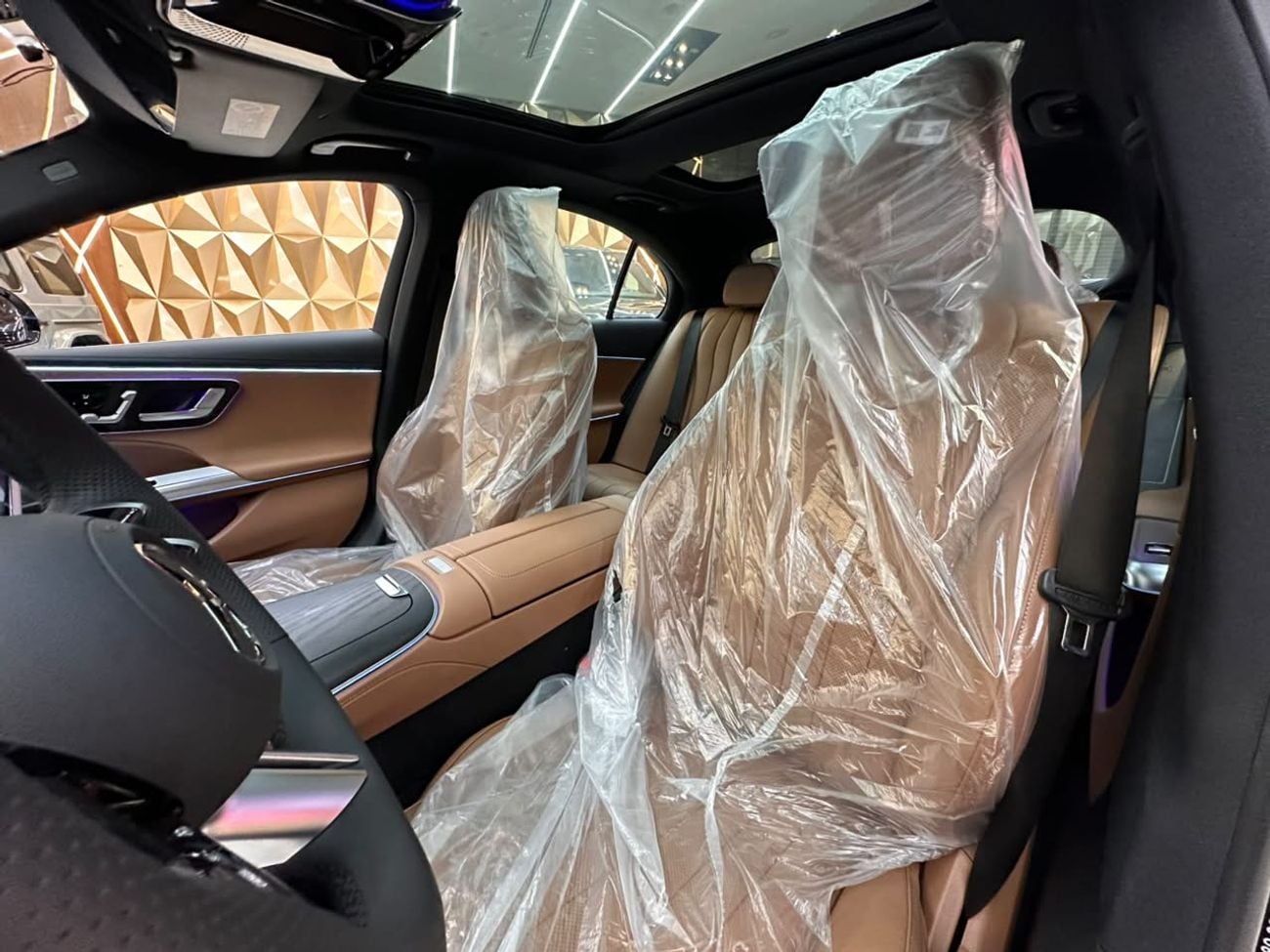 Mercedes Benz E300 AMG Brand new Full option