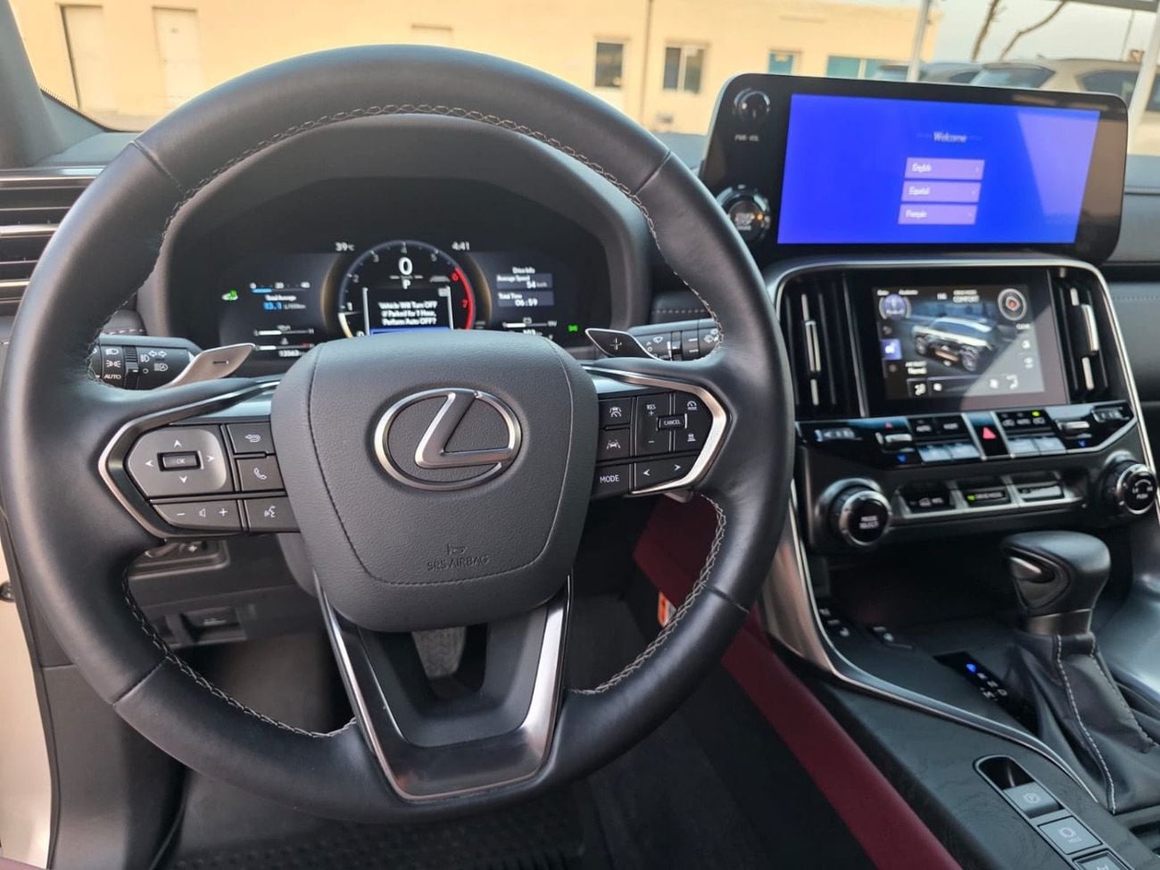 Lexus LX600 SIGNATURE