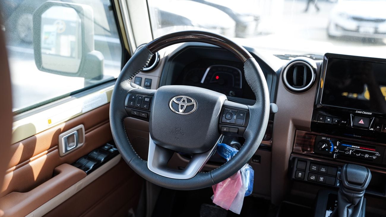 Toyota Land Cruiser 70