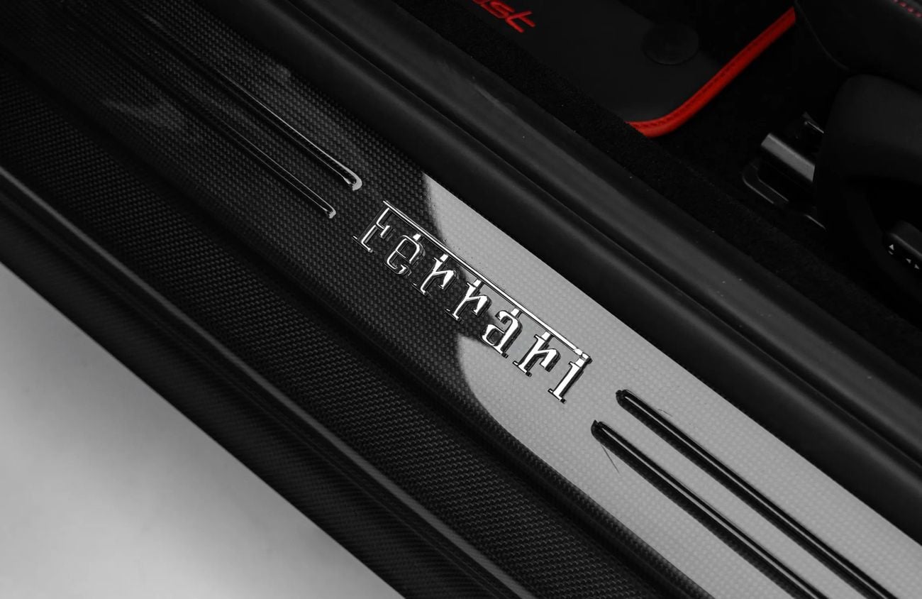 فيراري 812 GTS 6.5L V-12 Engine
