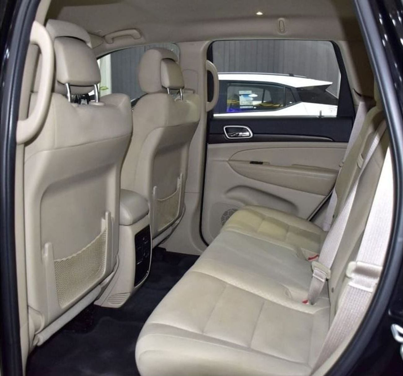 Jeep Grand Cherokee LAREDO EXCELLENT DEAL for our Jeep Grand Cherokee 4x4 (2018 Model) in Black Color GCC Specs