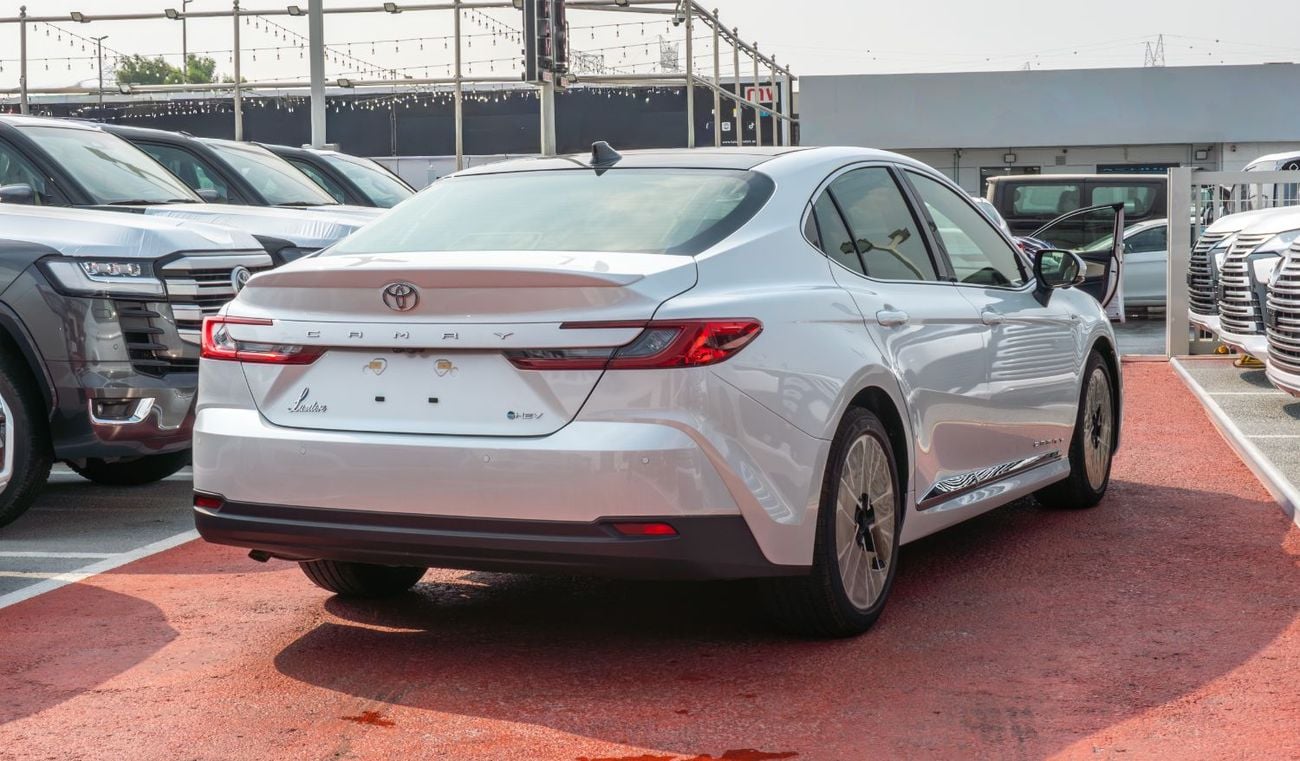 Toyota Camry LUMIERE HEV