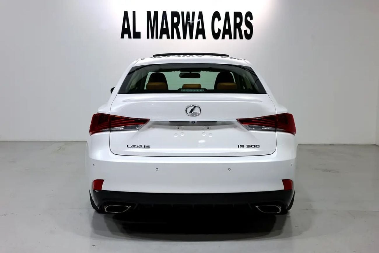 Lexus IS300 Stunning IS 300 | GCC Specs | Low Mileage | Excellent Condition