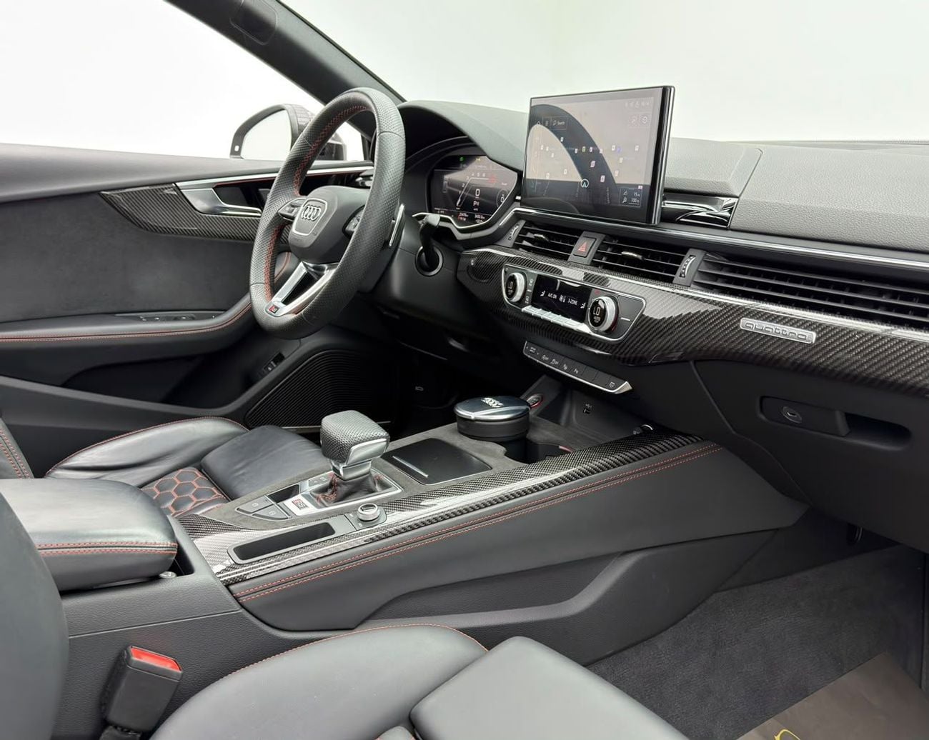 Audi RS5 STANDARD