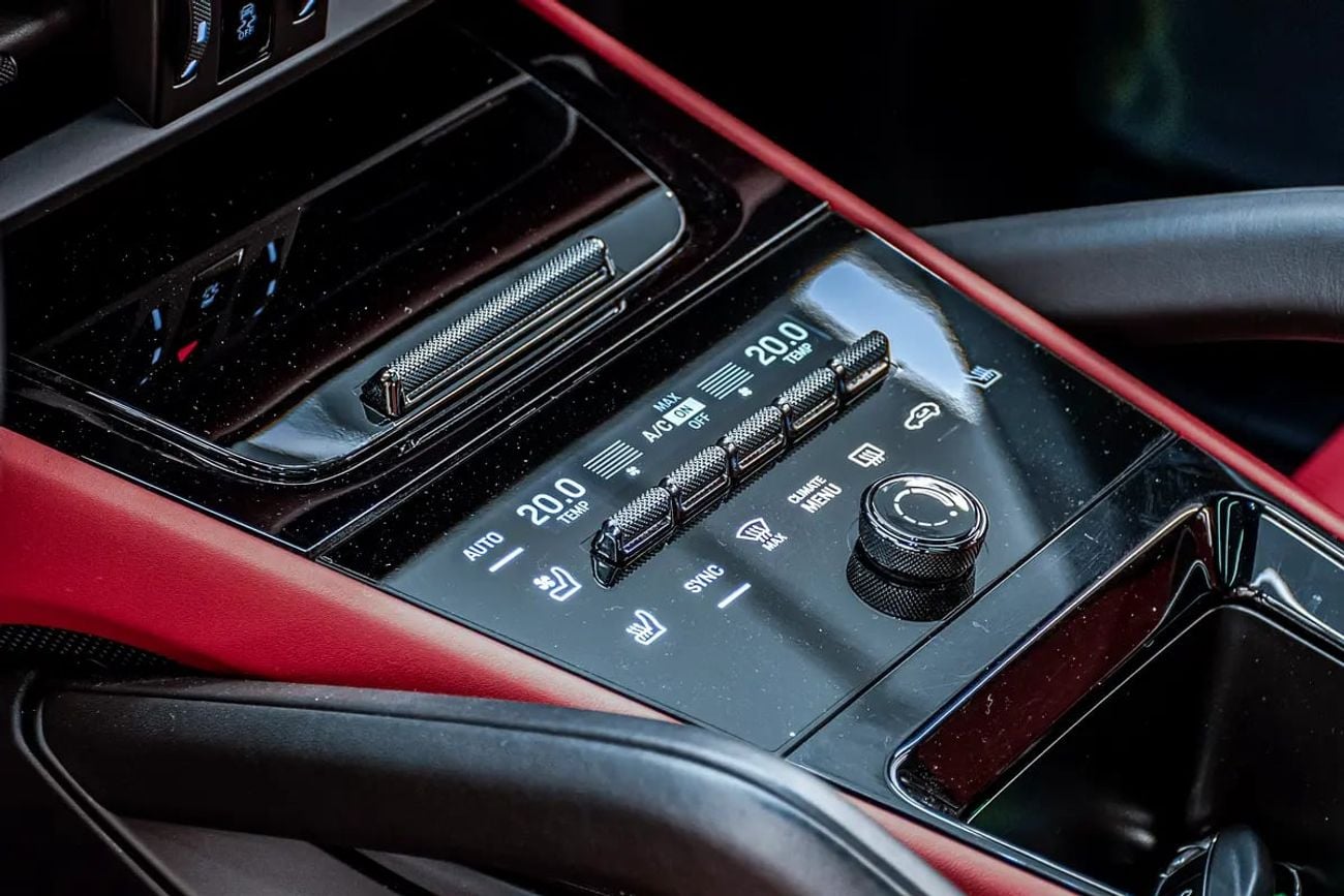 بورش كايان GTS HIGH OPTIONS WITH WARRANTY