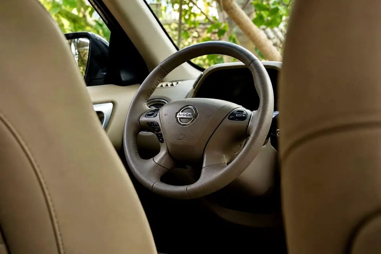 Nissan Pathfinder SV | GCC SPECS | 7-SEATER