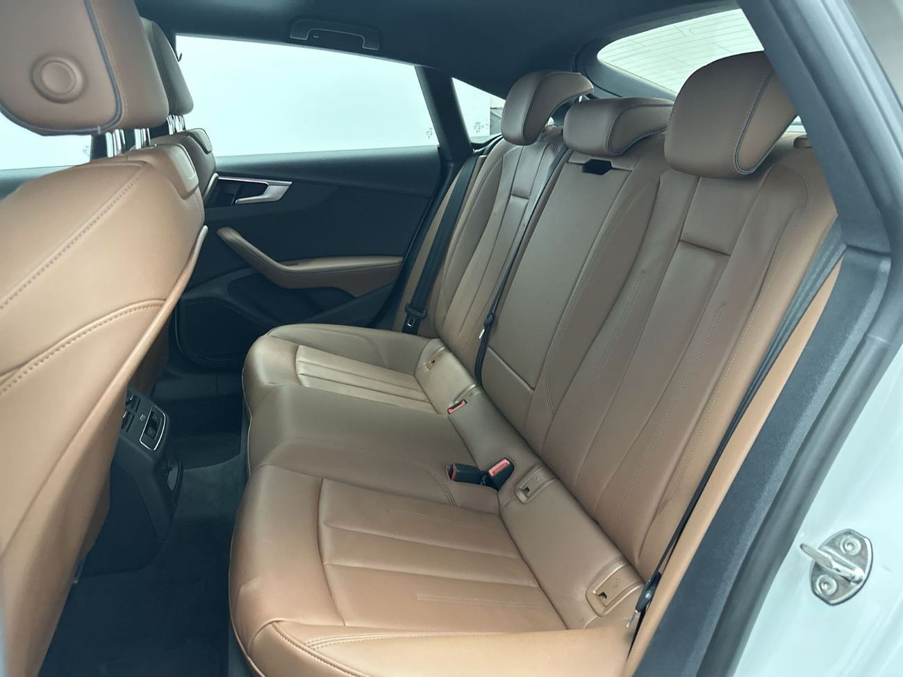 أودي A5 40 TFSI ADVANCED SPORTBACK 40 TFSI 190hp (Ref# 99566)