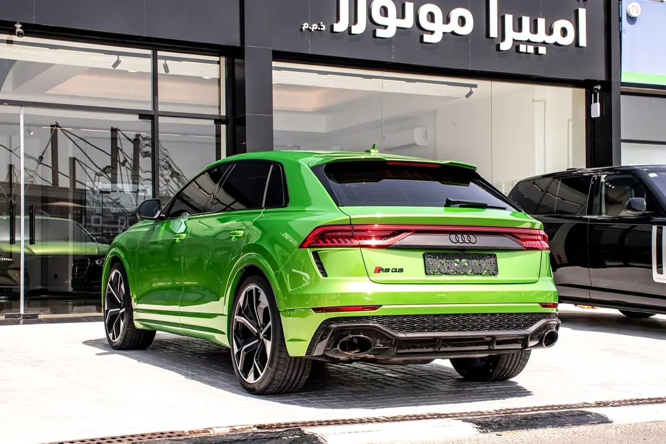 Audi RSQ8 4.0 TFSI quattro Carbon Black Edition - Japanese Specs
