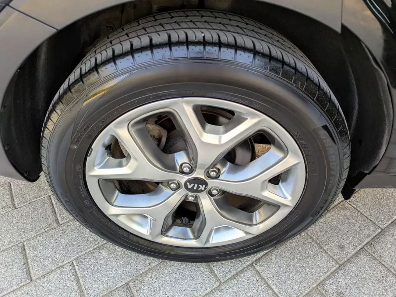 Kia Sorento LX Premium| Panoramic Roof | Full Option | V4 2.4L | AWD