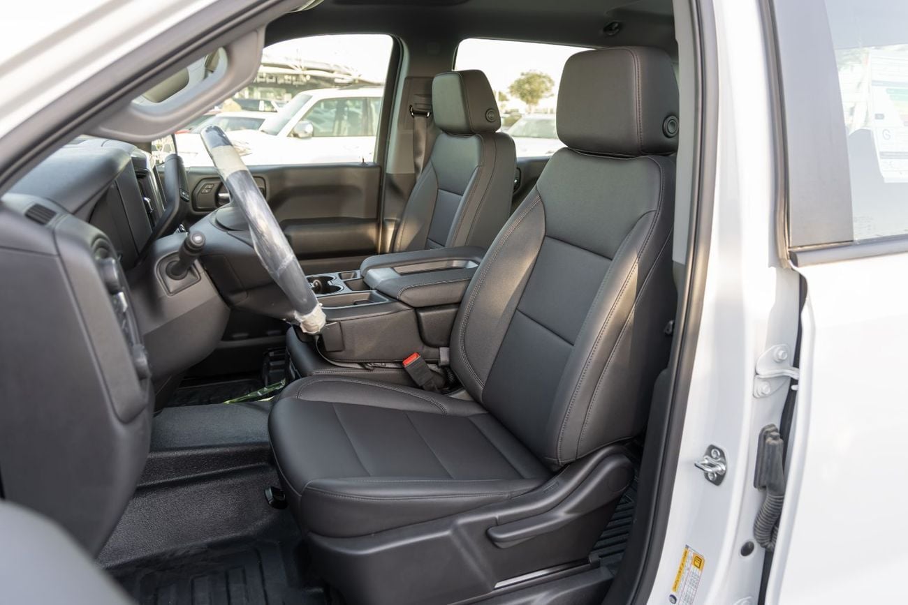 Chevrolet Silverado 1500WT CHEVROLET SILVERADO | V8 5.3L | 4WD | GCC | CREW CAB | 2025 (Export)