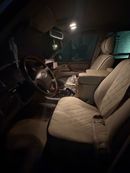 Toyota Land Cruiser VXR MID
